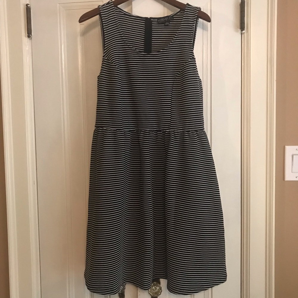 FOREVER 21 dress